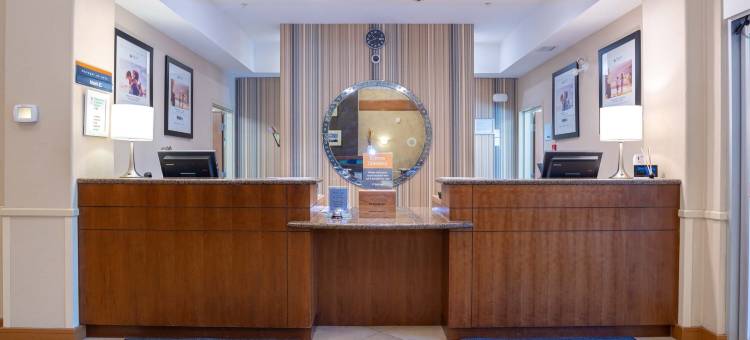 桑德曼斯阔米什酒店(Sandman Hotel and Suites Squamish)图片