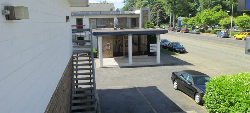 Travelers Inn by OYO 朗维尤凯尔索(Travelers Inn by OYO Longview Kelso)图片