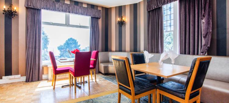 伯恩矛斯中心拉塞尔法院酒店(Russel Court Hotel Bournemouth Central)图片