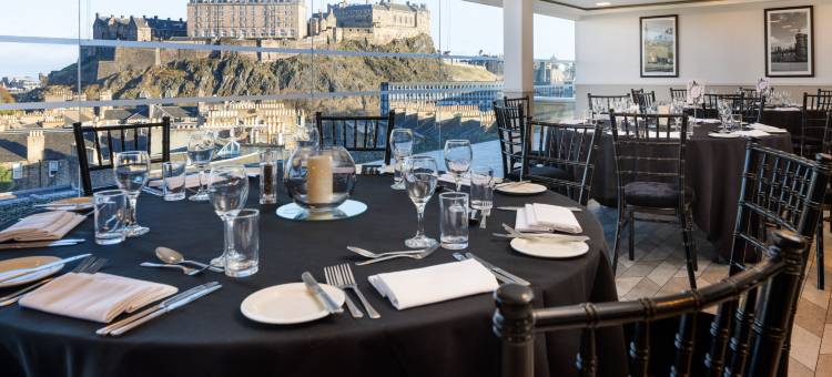 爱丁堡市中心希尔顿逸林酒店(DoubleTree by Hilton Edinburgh City Centre)图片