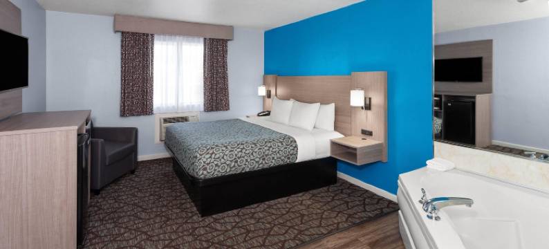 马尼斯蒂温德姆呗盟酒店(Baymont by Wyndham Manistee)图片