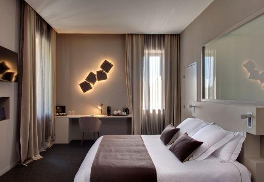 Mas de Boudan Hotel Overview