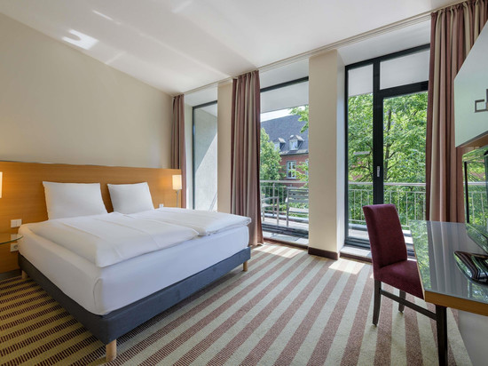 美居亚琛 am Dom 酒店