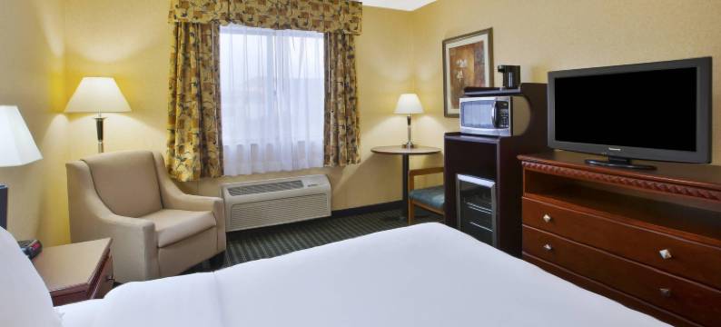 马歇尔凯艺酒店 - 近 I-69(Quality Inn Marshall Near I-69)图片