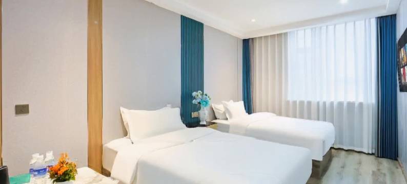 天鹅湖酒店(长春伪满皇宫新天地店)图片