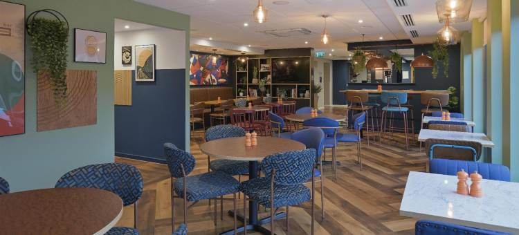 约克郡西公园旅屋酒店(Travelodge Harrogate West Park)图片