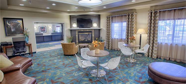 法戈Candlewood Suites酒店-北达科他州立大学 洲际旗下(Candlewood Suites FARGO-N. DAKOTA STATE UNIV. by IHG)图片