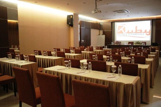 Ruby Hotel Syariah Hotel Overview