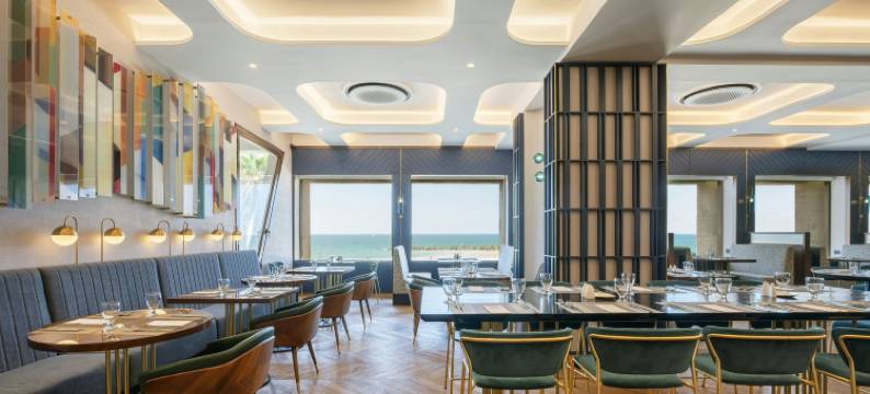 尼盛万丽酒店(Renaissance Tel Aviv Hotel)图片