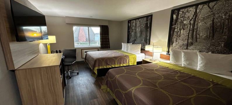 佩拉温德姆速8酒店(Super 8 by Wyndham Pella)图片