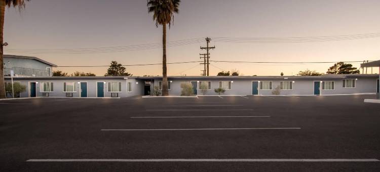 郊区开间酒店靠近中国湖海军基地(Suburban Studios Ridgecrest near China Lake Naval Station)图片