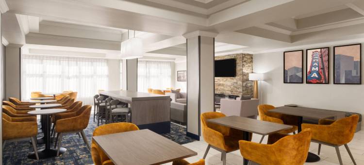 贝瑟默拉昆塔温德姆酒店及套房(La Quinta Inn & Suites by Wyndham Bessemer)图片