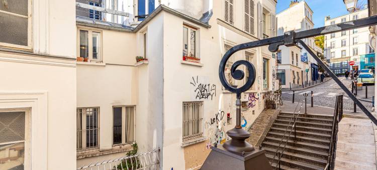 GuestReady -  Bright Retreat Near the Wall of Love图片