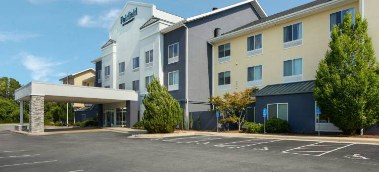 南波士顿万枫酒店及套房(Fairfield Inn & Suites South Boston)图片