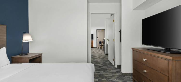 卡尔森曼蒂诺丽怡套房酒店(City Express by Marriott Manteno)图片