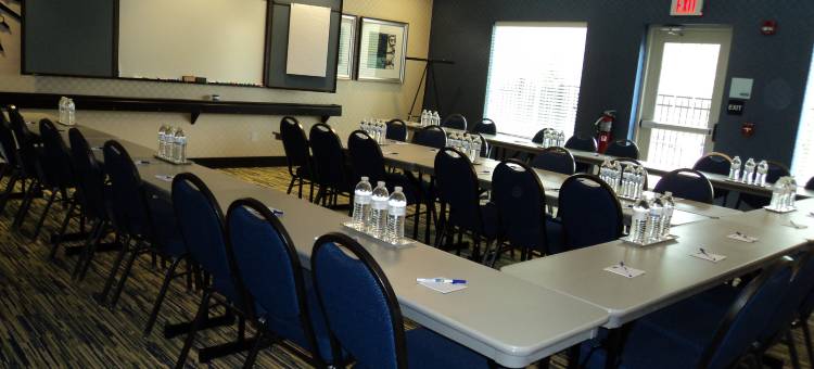 智选假日套房酒店迪克森城 - 斯克兰顿(Holiday Inn Express & Suites Dickson City - Scranton)图片