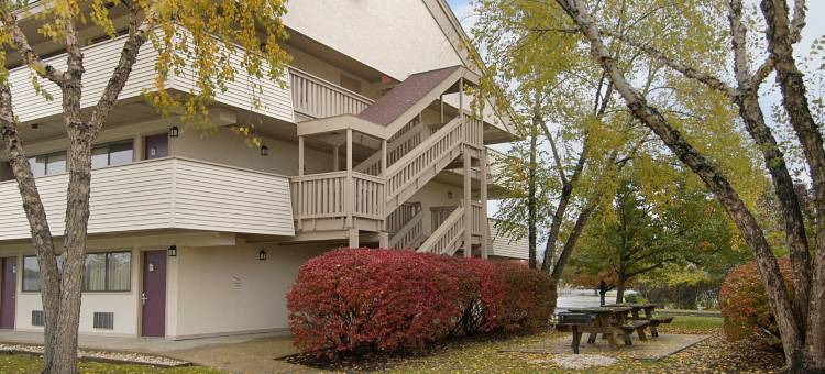 费城机场红顶Plus酒店(Red Roof Plus+ Philadelphia Airport)图片