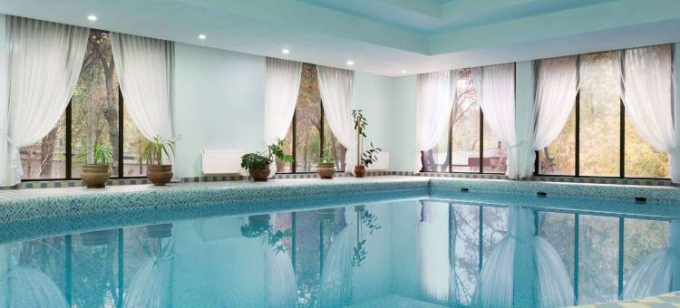塔什干温德姆华美达酒店(Ramada by Wyndham Tashkent)图片