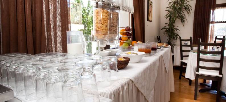 艾罗费里套房酒店(Erofili Hotel & Suites)图片