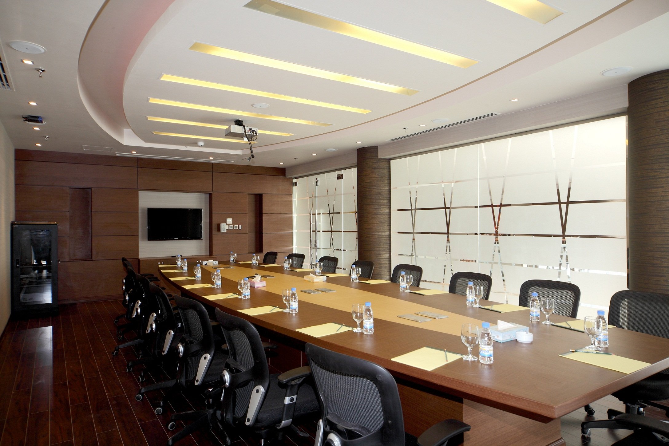 Golden Tulip BuraidahOver view