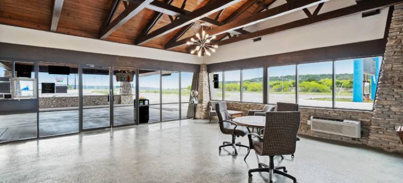 塞戈维亚旅馆，位于德克萨斯州交界处I-10(Segovia Lodge Junction TX I -10)图片