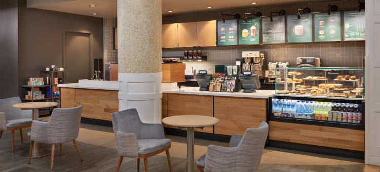 多伦多北公园大道喜来登套房酒店(Sheraton Parkway Toronto North Hotel & Suites)图片