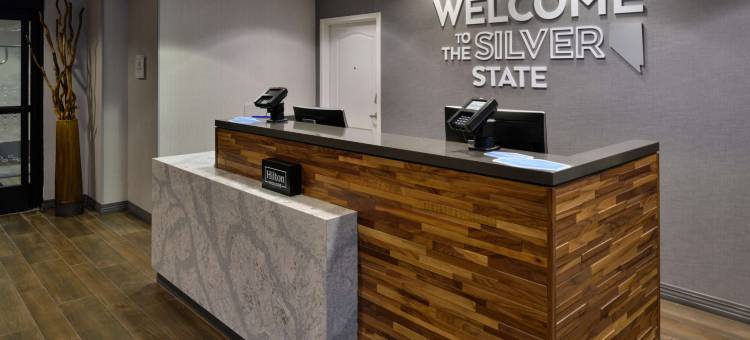 拉斯维加斯机场欢朋套房酒店(Hampton Inn & Suites Las Vegas Airport)图片