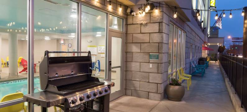 路易斯威尔努鲁医疗区希尔顿惠庭套房酒店(Home2 Suites by Hilton Louisville Downtown NuLu)图片