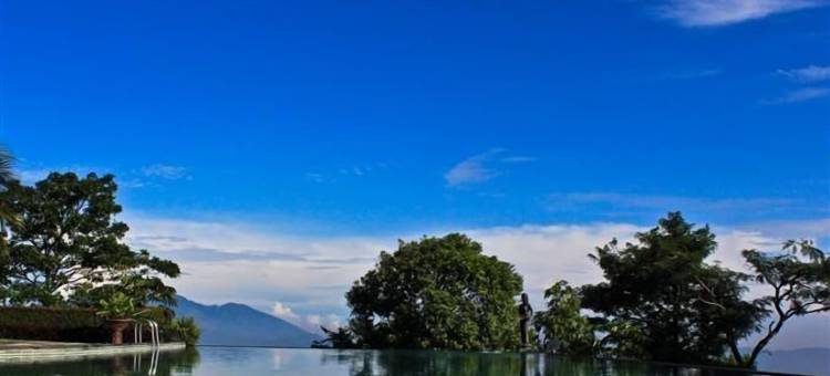 沙拉笛加埃莫里克萨里布普提酒店(D'Emmerick Salib Putih Hotel Salatiga)图片