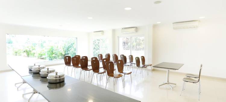 里辛花园酒店(Hotel Rishi Gardens)图片