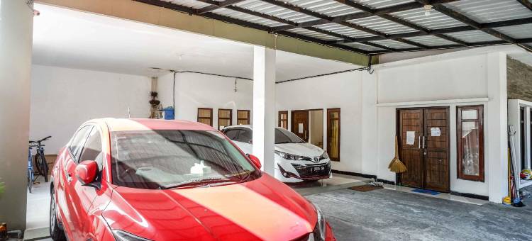 红多兹酒店@梭罗克拉托南(RedDoorz @ Kratonan Solo)图片