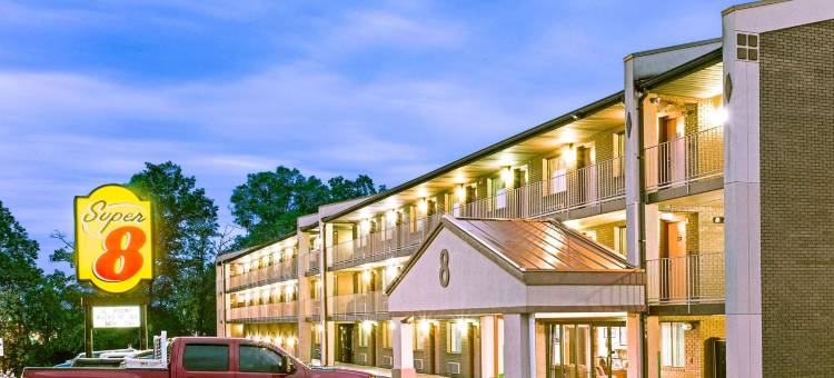 劳雷尔速8酒店(Super 8 by Wyndham Laurel)图片