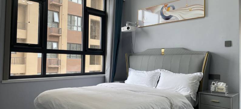 云朵市中心店民宿(解放中路分店)图片