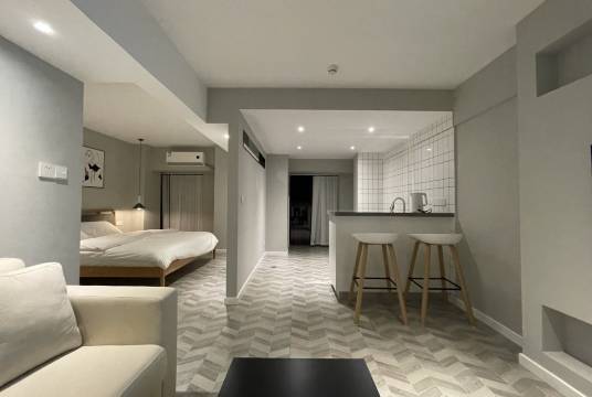 房东yblw公寓(南丝绸路1号分店)