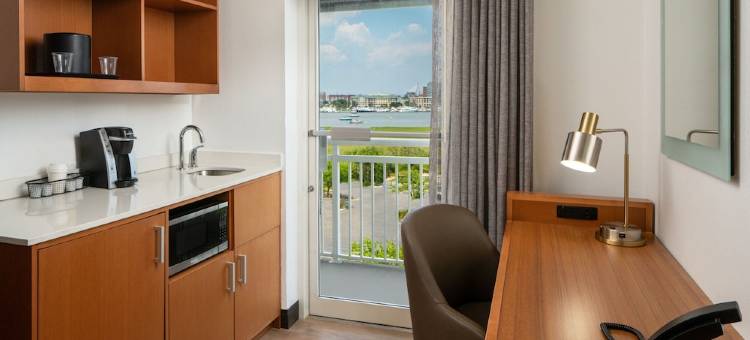 查尔斯顿市中心/河景万豪SpringHill Suites 酒店(SpringHill Suites Charleston Riverview)图片