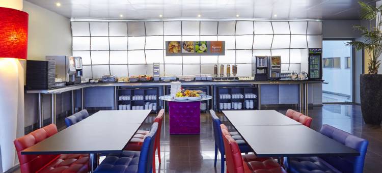 Holiday Inn Express 里斯本机场(Holiday Inn Express Lisbon Airport)图片