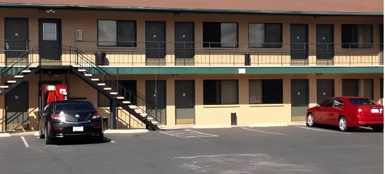 6号汽车旅馆威莱斯, 亚利桑那州 – 历史66号公路(Motel 6 Williams AZ Historic Route 66)图片