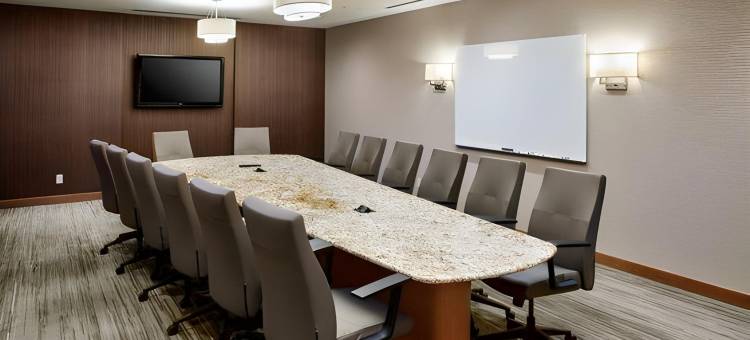 伯灵顿万豪万怡酒店(Courtyard Burlington)图片