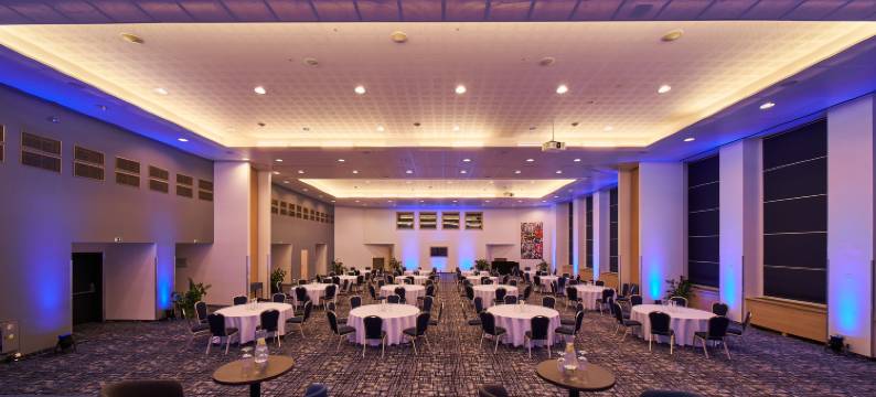 布拉格城堡金字塔OREA酒店(Orea Hotel Pyramida Praha)图片