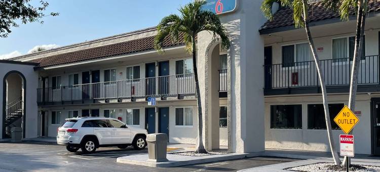 佛罗里达里维拉比奇6号汽车旅馆(Motel 6 Riviera Beach, FL)图片
