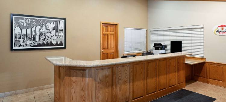 苏珊维尔温德姆速8酒店(Super 8 by Wyndham Susanville)图片