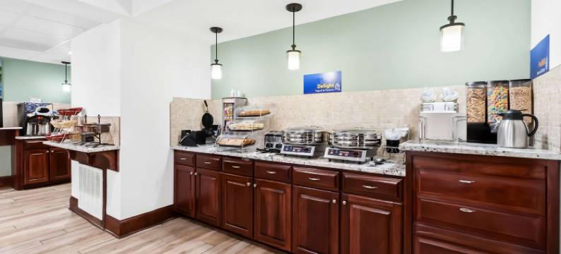 爱国者地贝斯特韦斯特酒店(Best Western Patriots Point)图片