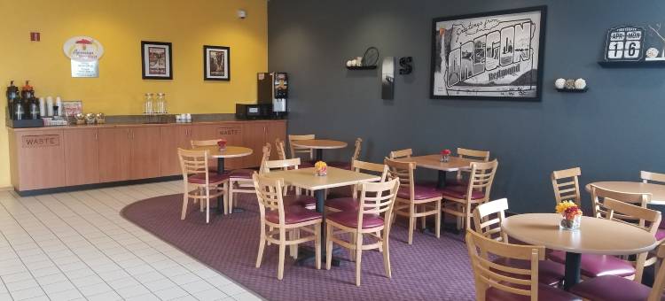 雷德蒙德速8酒店(Super 8 by Wyndham Redmond)图片