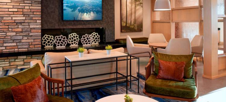 哥伦布万枫套房酒店(Fairfield Inn & Suites Columbus, IN)图片