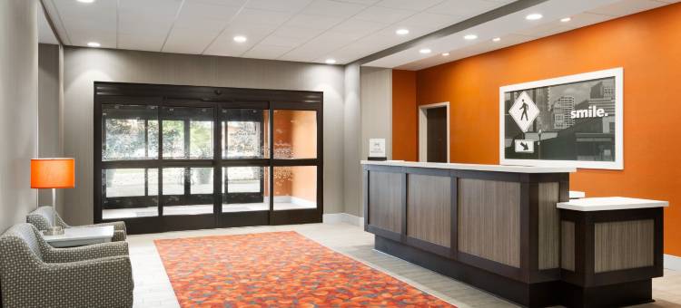 北奥姆斯特德克利夫兰机场欢朋酒店(Hampton Inn North Olmsted Cleveland Airport)图片