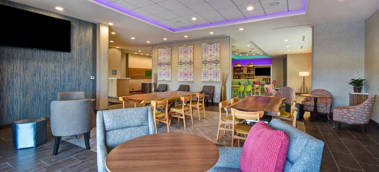 威奇托东北希尔顿惠庭酒店(Home2 Suites by Hilton - Wichita Northeast)图片