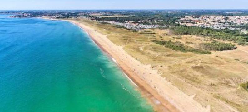 布雷蒂普雷吉公寓酒店(Appart Bréti Plage 1 Avec Parking - 50m de la Plage)图片