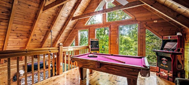 Promo 10% Weekly Discount!February Special,Hot Tub Pool Table, Arcades Wifi-Pet图片