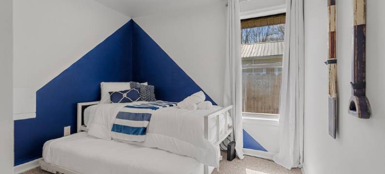 Midterm Rental Available-Firepit-Fireplace-Grill-1 m. to Town & Beaches图片