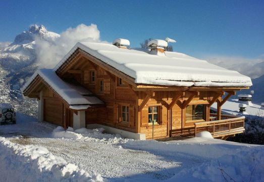 F4 apartment in chalet facing Mont Blanc (pets not allowed) Hotel Overview